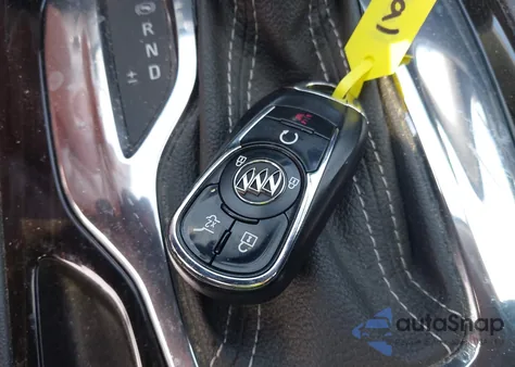 2019 Buick Regal Tourx Awd Essence z USA, uszkodzony, nr VIN W04GV8SX5K1019420